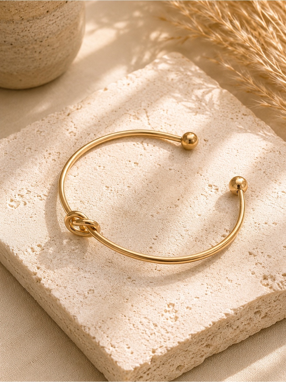 ✨ Gold Knot Bangle Bracelet ✨